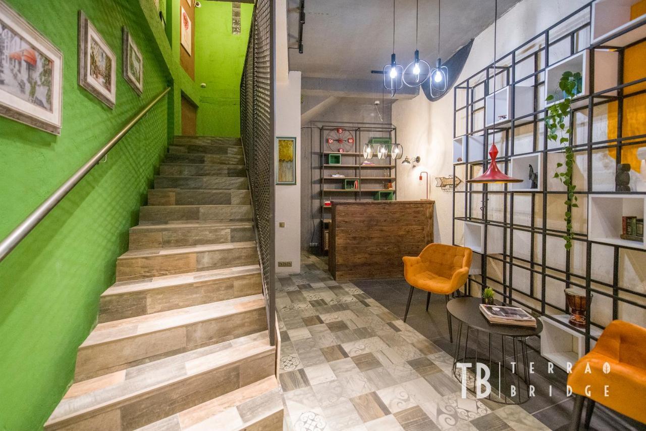 Terra Bridge Hotel Тбилиси Екстериор снимка